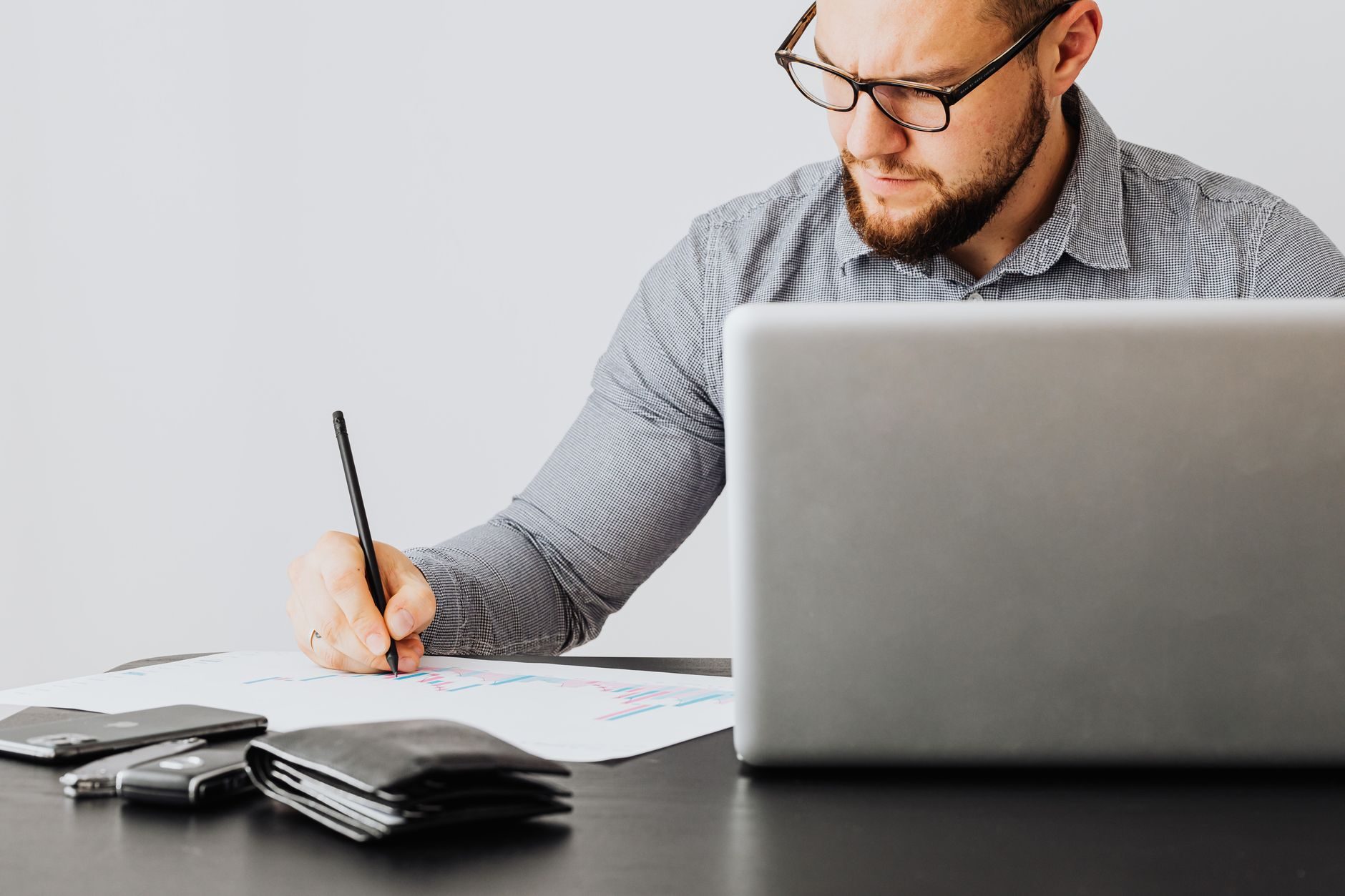 Auto-entrepreneurs : BIC vs BNC ? Ça veut dire quoi concrètement ?