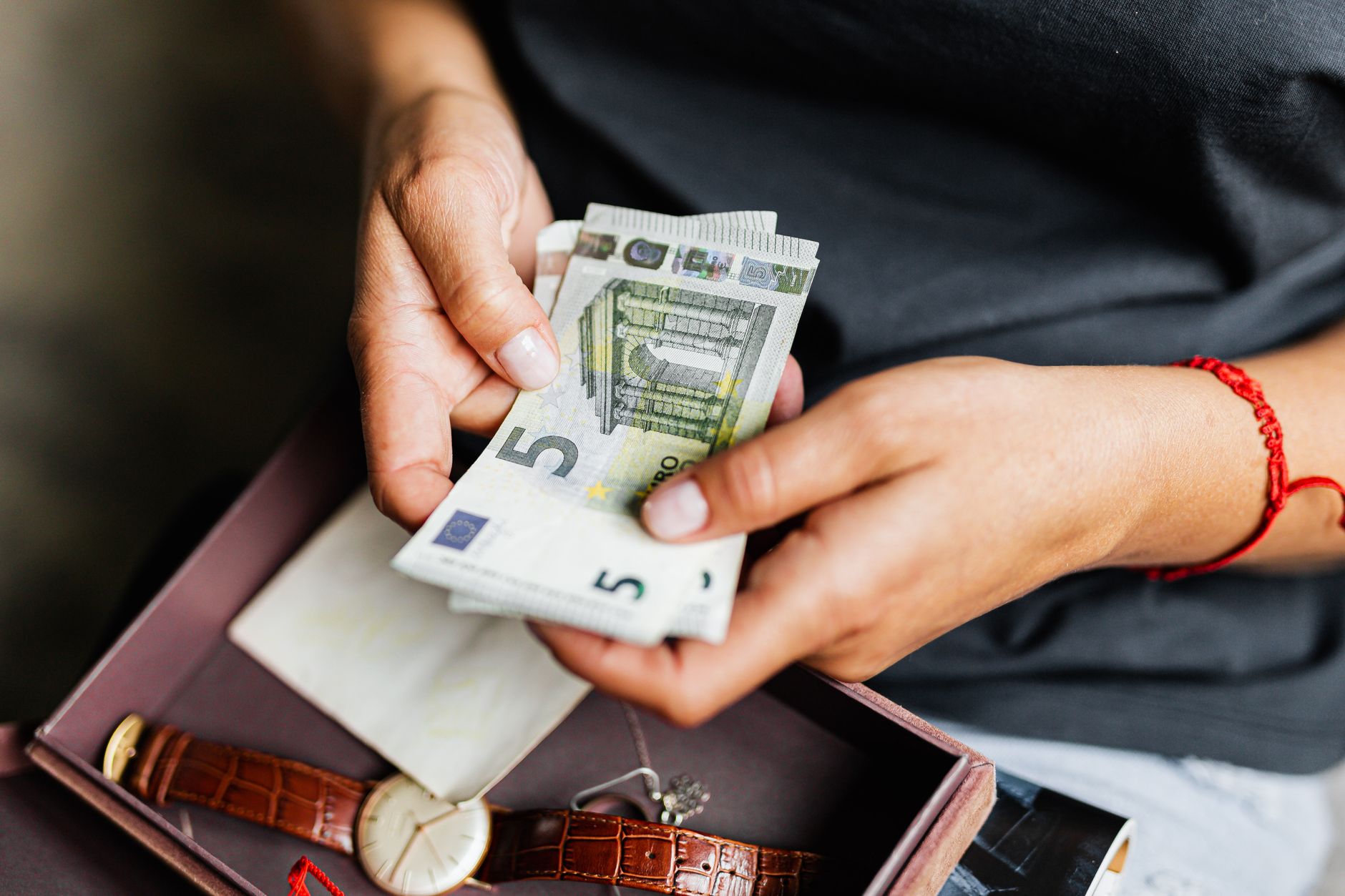Deposer des especes en banque en ligne : Le grand comparatif des solutions pro