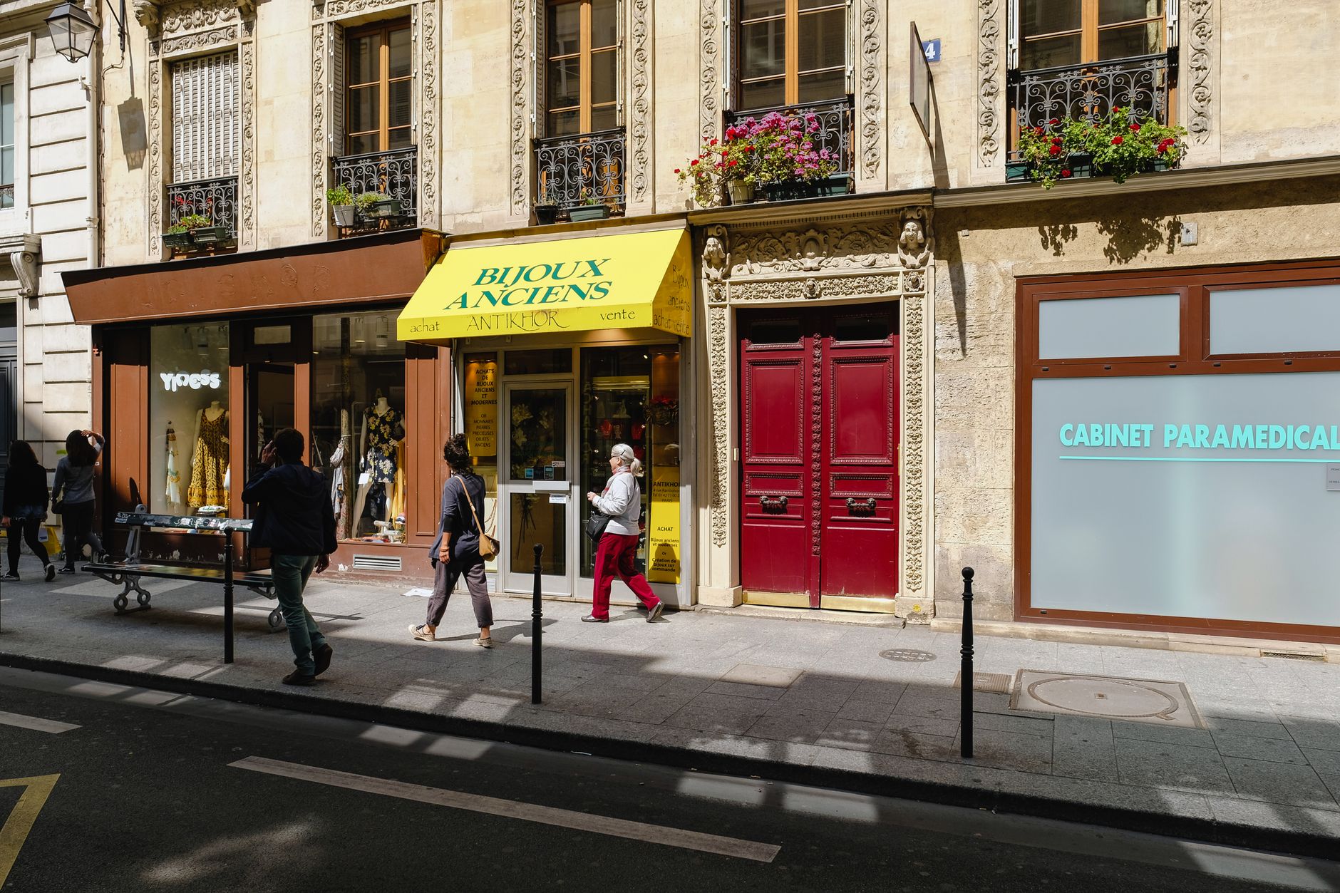 Vitrine attractive : attirez les passants dans votre commerce